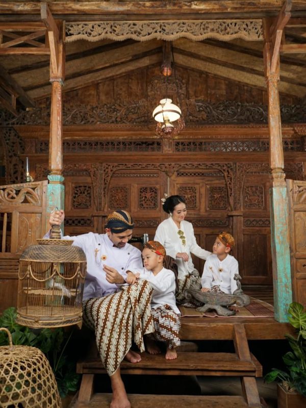 0e744f08-664b-49b6-ae8e-6d46f4ab00ff